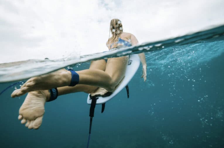 Bethany Hamilton (pictured) in Sharkbanz anklet.